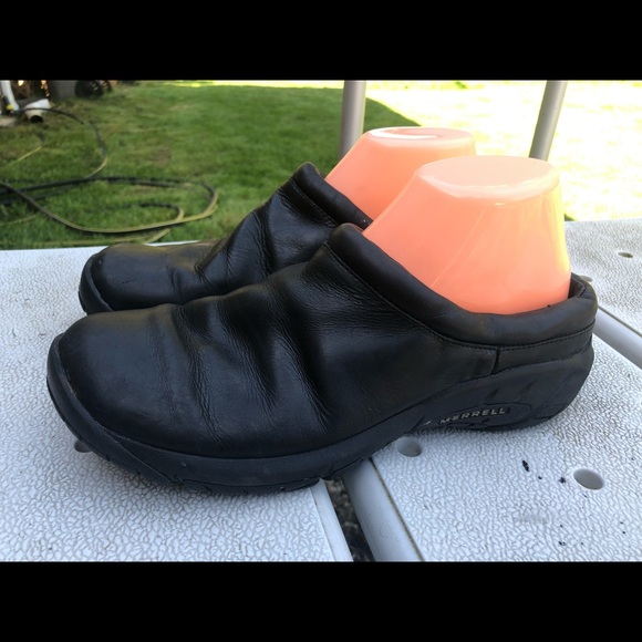 merrell leather clogs